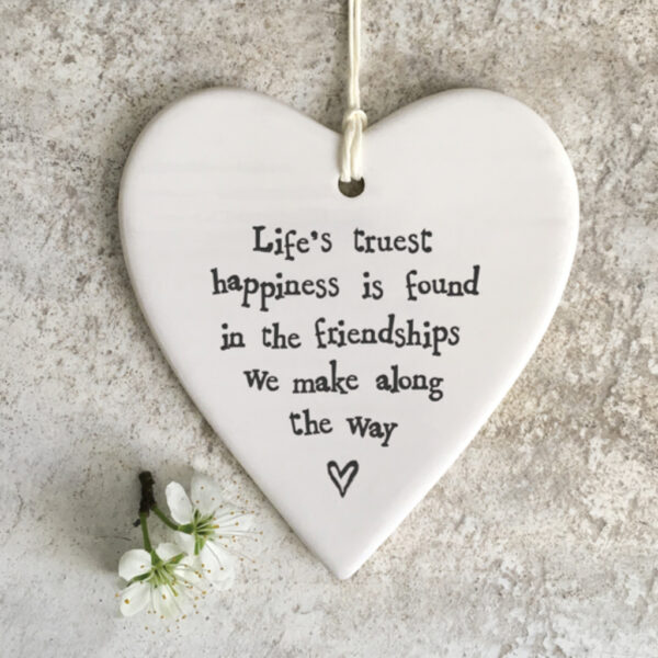 2047 Porcelain round heart-Life’s truest happiness