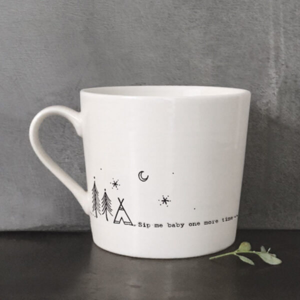 5904 Wobbly mug- Sip me baby one more time